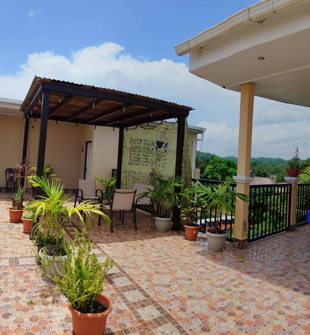 Casa Victoria Apartment San Benito Luaran gambar